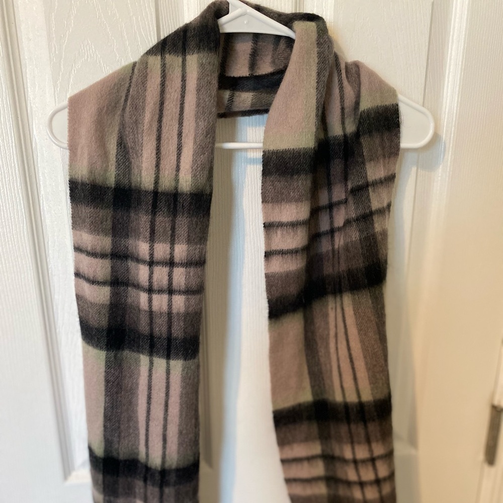 Lambs wool scarf from Edinburgh